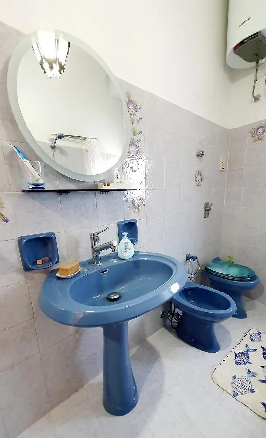 Appartamento Casetta Nonna Giacomina 2 camere con angolo cottur Valderice