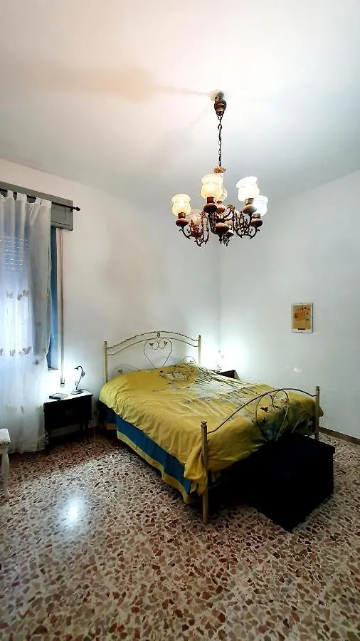 Casetta Nonna Giacomina 2 camere con angolo cottur Valderice